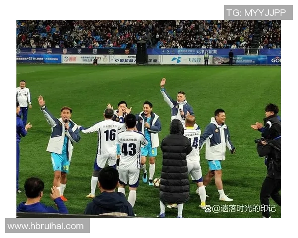 水平座足球明星的传奇人生与场上风采解析