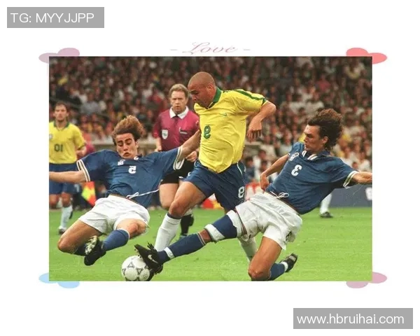 足球明星抠像视频揭秘球场背后的故事与精彩瞬间